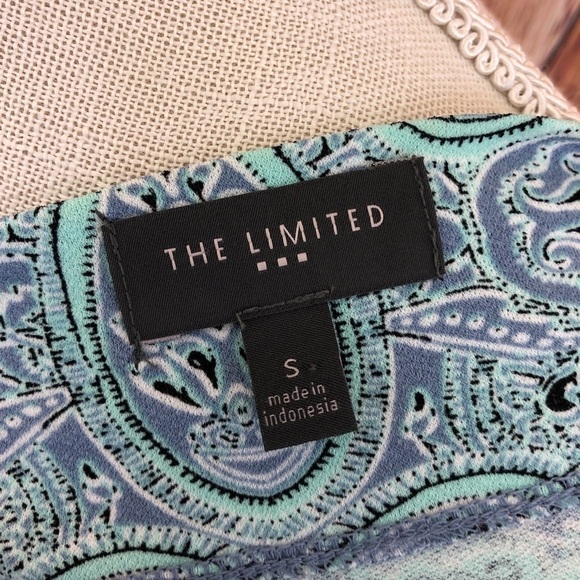 The Limited Blouse - Picture 3 of 3